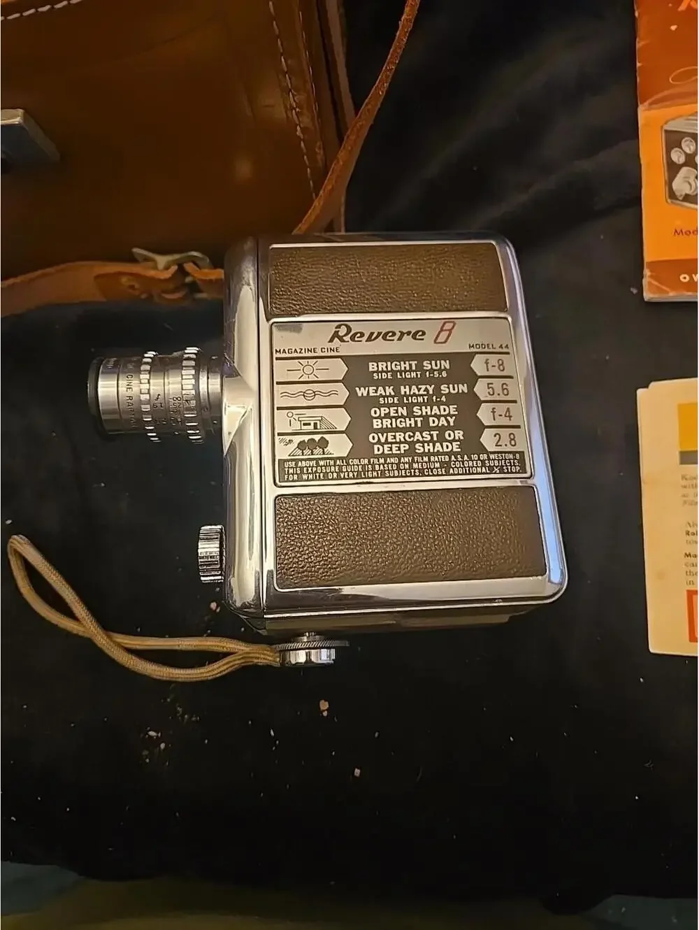 Vintage Revere 8 Model 44 8mm Movie Camera With Case
